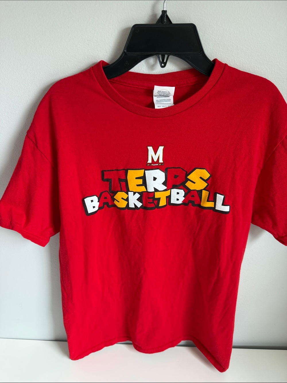 MARYLAND TERRAPINS BASKETBALL Delta Red Terps Basketball Graphic Tee